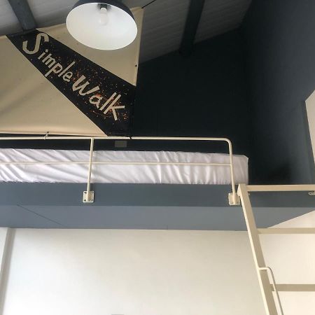Simple Walk Guest House 小公寓 Tainan Luaran gambar