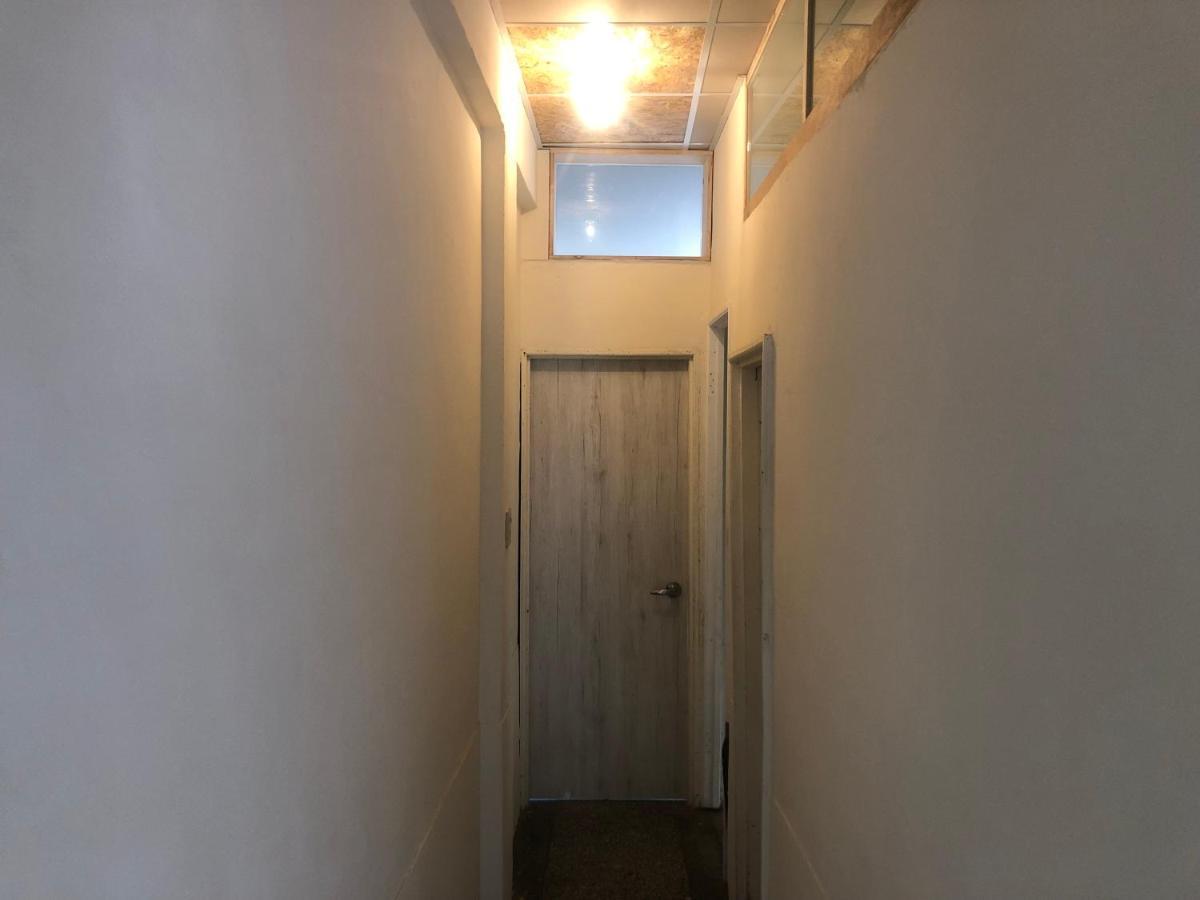Simple Walk Guest House 小公寓 Tainan Luaran gambar