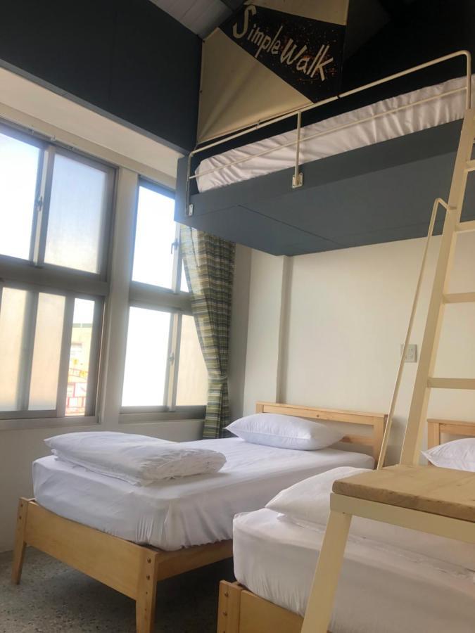 Simple Walk Guest House 小公寓 Tainan Luaran gambar