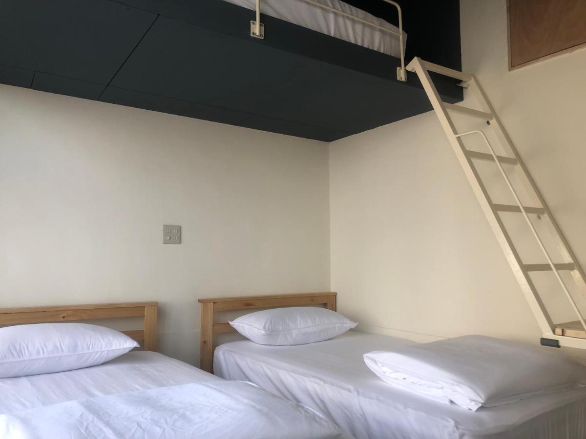 Simple Walk Guest House 小公寓 Tainan Luaran gambar